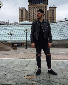 Денис Закриев
