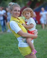 Олена Цвинтарна