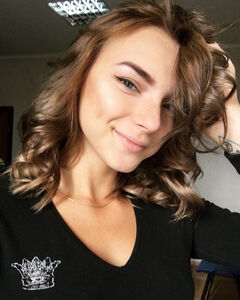 Валерия Олейникова