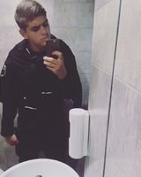 Владимир Попов