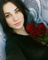 Анна Захарова