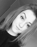 Юля Славинська