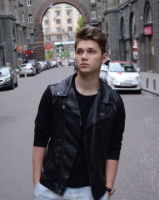 Влад Неделенко