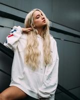Nika 