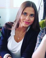 Яна Левік