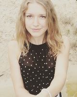 Анна Волощук