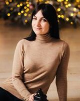 Аня Алексанова