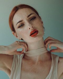 Яна Тузенкова