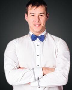 Артур Суинов
