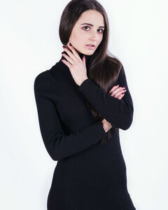 Єлінeцька Лада