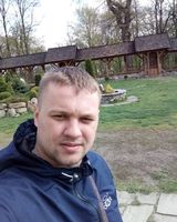 Антон Уткін