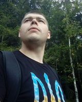 Денис Молодик