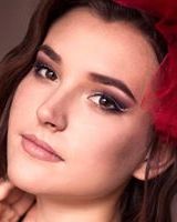 Алёна Мирошниченко