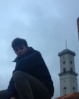Дмитро Момент