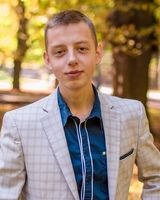 Олег Михайлюк