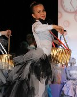 Карина Школьная