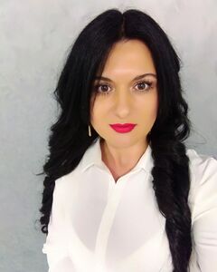 Анна Перко