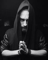 Владислав Олейник