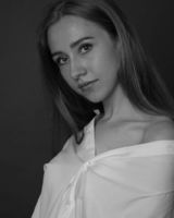 Юлія Одинока