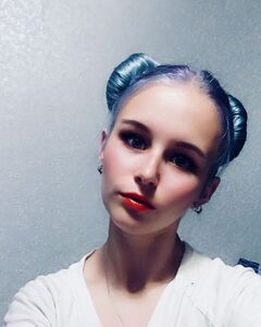 Юлія Лось