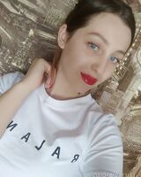 Юлия Попова