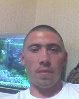 Женёк Кириченко