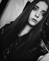 Юлія Єсиневич