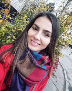 Лилия Слабка