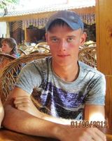 Олег Белоус