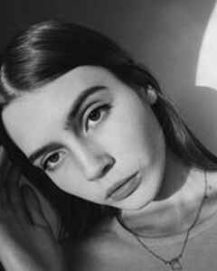 Christina Rezer