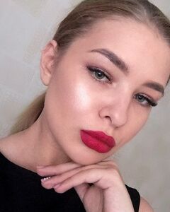 Надія Крикунова