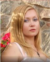 ВИКИ АНАТОЛЬЕВА