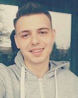 Артур Мельник