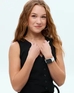 Аліна Олійник