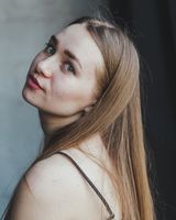 Анастасія Зоболь