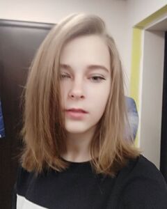 Алиса Щёчка