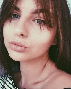 Алина Захарова