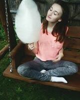 Анна Вєдєніна