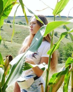 Анна Романова
