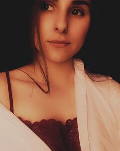 Анна Абадонова