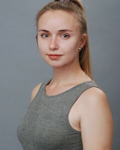 Поліна 