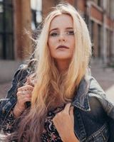 Юлия Бурнаева