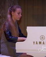 Александра Вдовенко