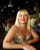 Олена Холоденко