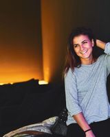 Жанна Плакат