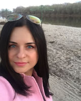 Яна Фролова