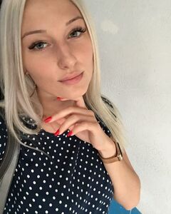 Яна Титова