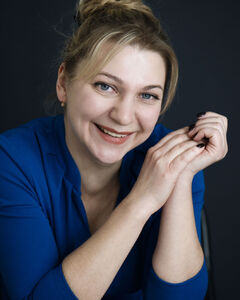 Елена Книженко