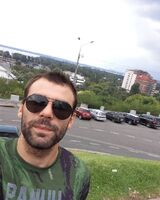 Владислав Узлов