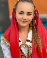 Олександра Младінова